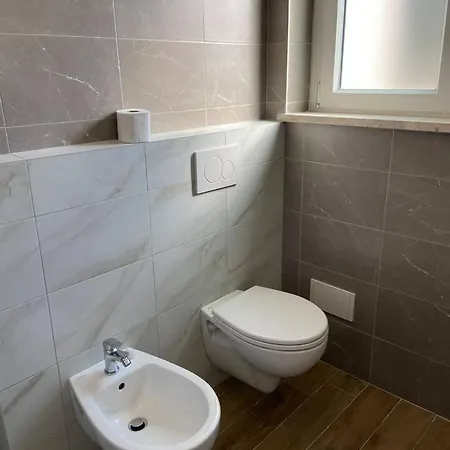 Antiporto Siena - Chic Loft E Garden דירה